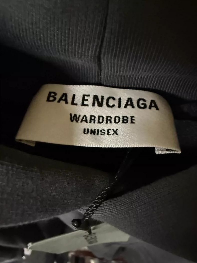 Balenciaga Balenciaga Gray Logo Embroidered Hoodie - dmc Size US S / EU 44-46 / 1 - 4 Thumbnail