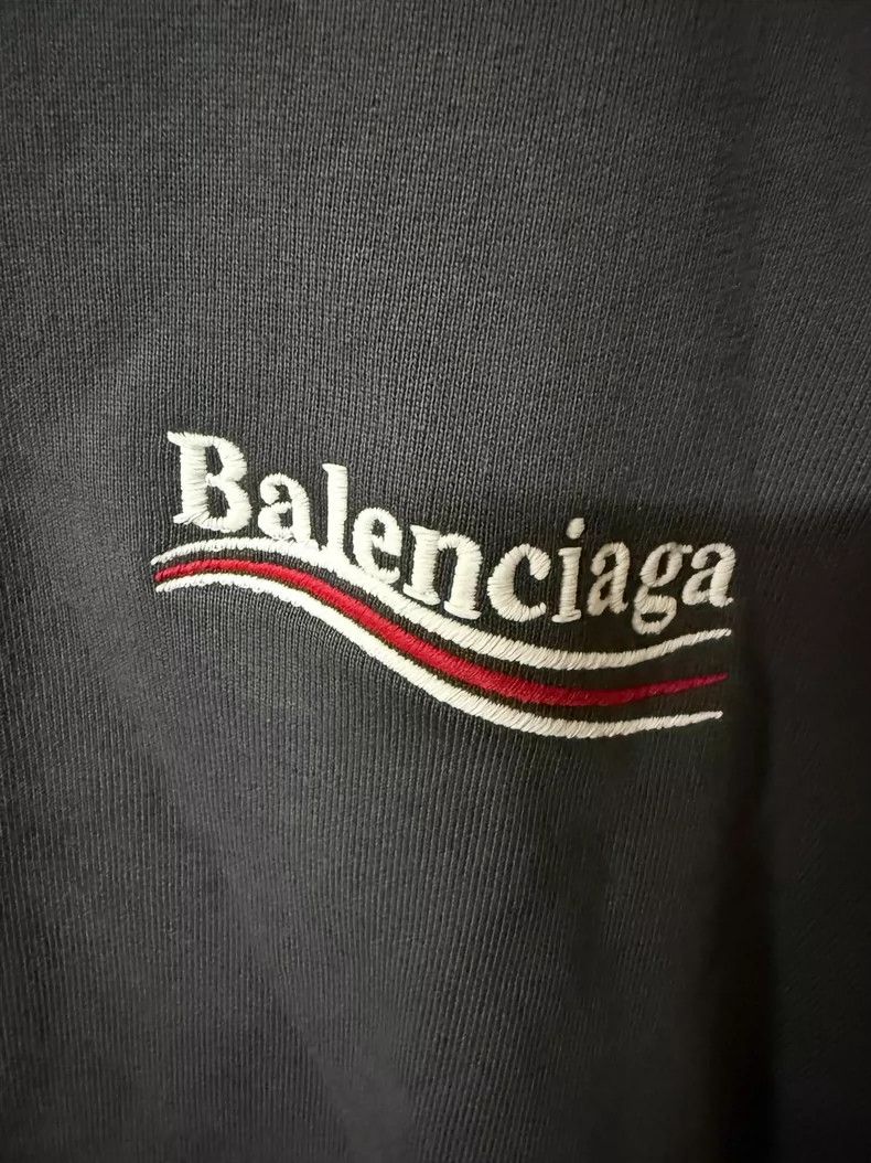 Balenciaga Balenciaga Gray Logo Embroidered Hoodie - dmc Size US S / EU 44-46 / 1 - 3 Thumbnail