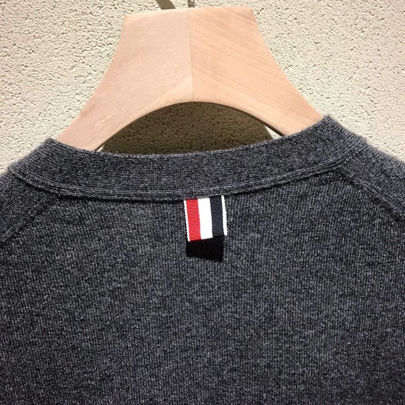 Thom Browne Thom Browne TB Cashmere Cardigan - dmc Size US M / EU 48-50 / 2 - 6 Thumbnail
