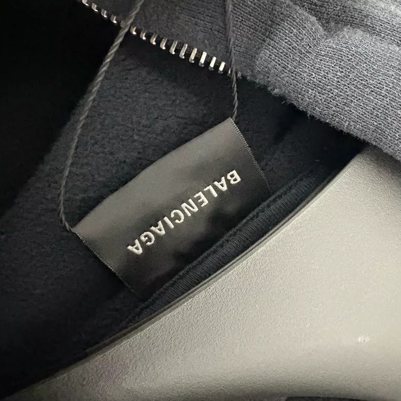 Balenciaga Balenciaga 25 Large Zip-Up Hoodie - dmc Size US M / EU 48-50 / 2 - 3 Thumbnail