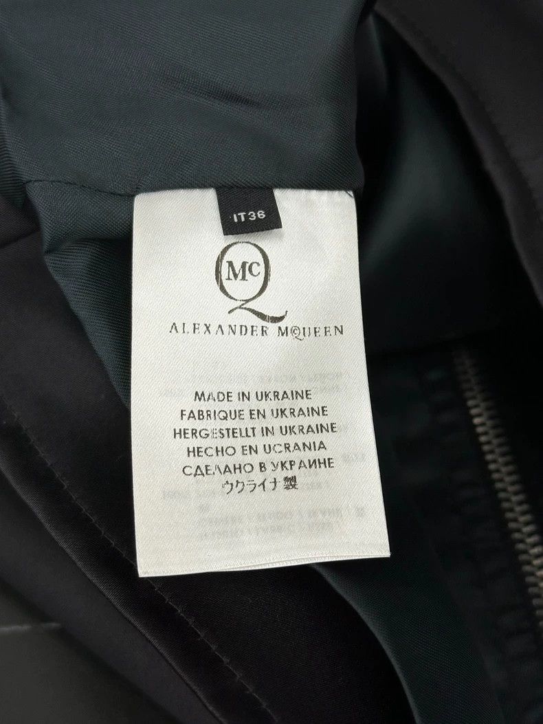 Alexander McQueen Alexander McQueen Black Sleeveless Vest - dmc Size US S / EU 44-46 / 1 - 5 Thumbnail
