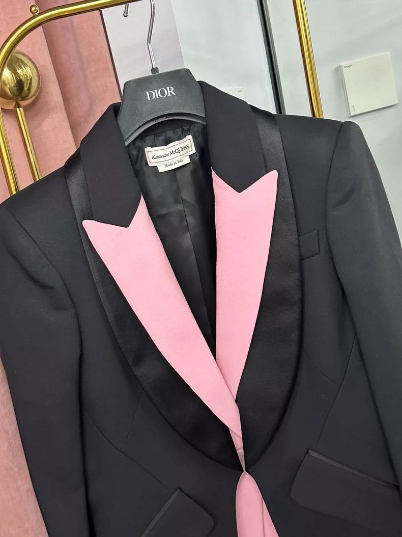 Alexander McQueen Alexander McQueen Black Pink Lapel Blazer - dmc Size US L / EU 52-54 / 3 - 2 Thumbnail
