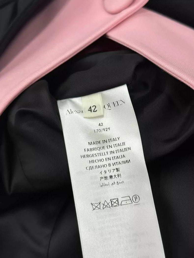 Alexander McQueen Alexander McQueen Black Pink Lapel Blazer - dmc Size US L / EU 52-54 / 3 - 5 Thumbnail