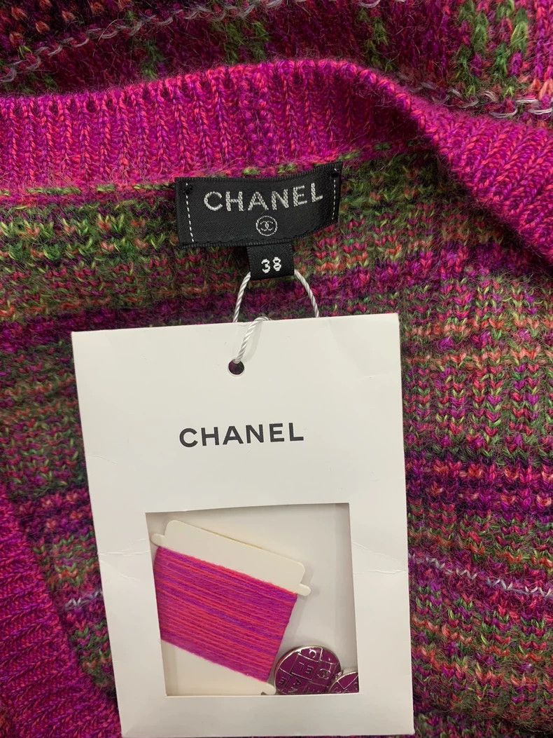 Chanel Chanel Pink Plaid Cashmere Cardigan - dmc Size US M / EU 48-50 / 2 - 4 Thumbnail