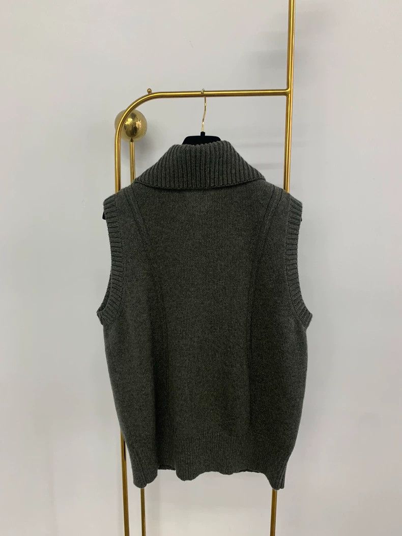 Chanel Chanel 24A Manchester Cashmere Vest - dmc Size US S / EU 44-46 / 1 - 2 Thumbnail