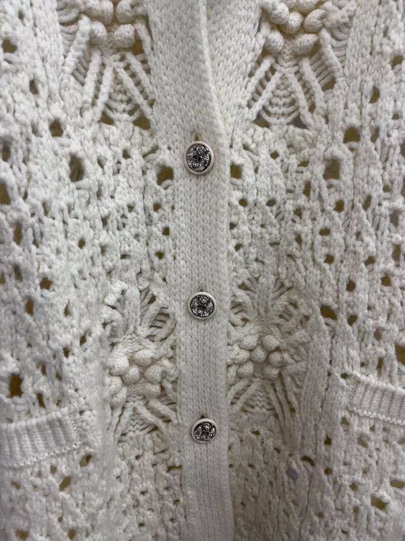 Chanel Chanel 22 Spring White Knit Cardigan - dmc Size US M / EU 48-50 / 2 - 2 Thumbnail