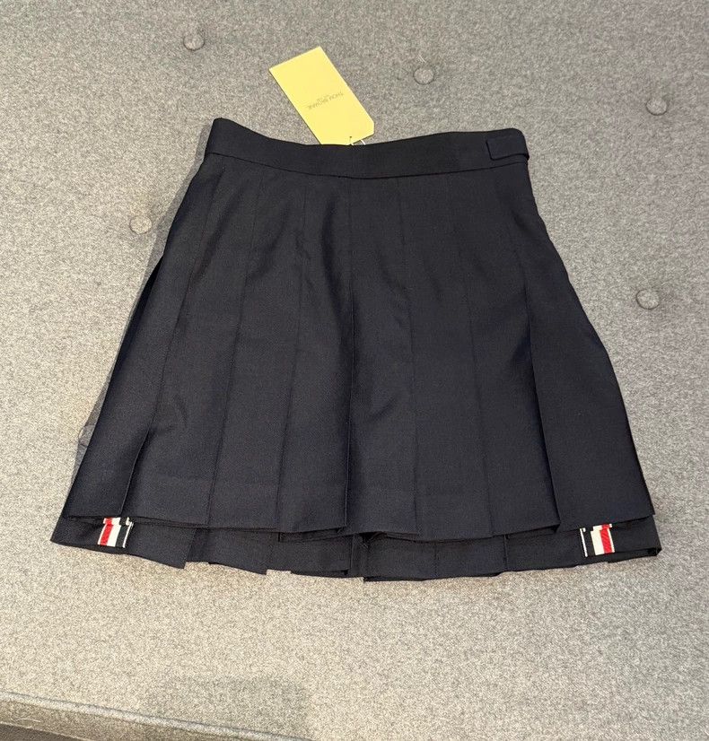 Thom Browne Thom Browne Classic Pleated Mini Skirt - dmc Size US 36 / EU 52 - 3 Thumbnail