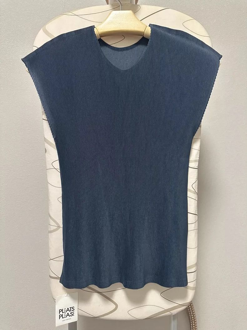 Issey Miyake Issey Miyake Pleats Please Dark Gray Top - dmc Size US M / EU 48-50 / 2 - 2 Thumbnail