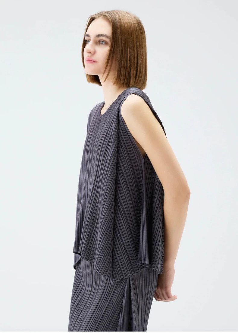 Issey Miyake Issey Miyake PP Pleated Sleeveless Top - dmc Size US M / EU 48-50 / 2 - 3 Thumbnail