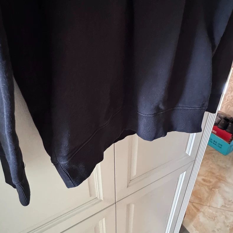 Givenchy Givenchy Black Sweatshirt with Letter Print - dmc Size US XS / EU 42 / 0 - 6 Thumbnail