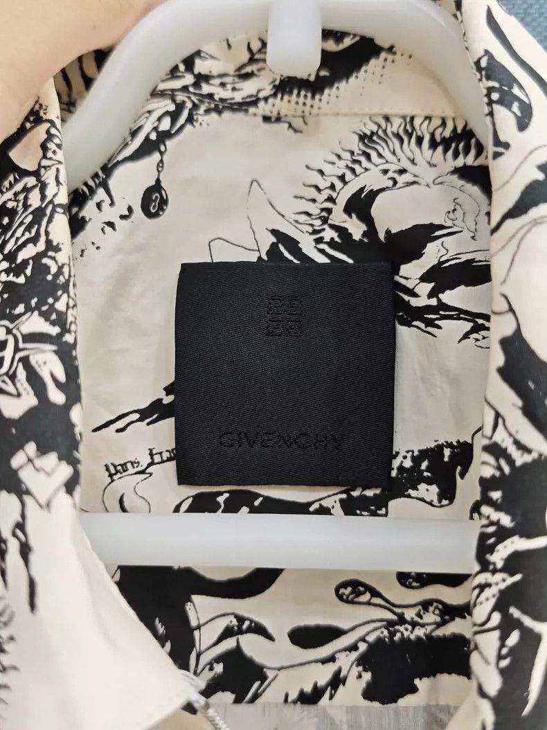Givenchy Givenchy 21FW Gothic Short Sleeve Shirt - dmc Size US L / EU 52-54 / 3 - 4 Thumbnail