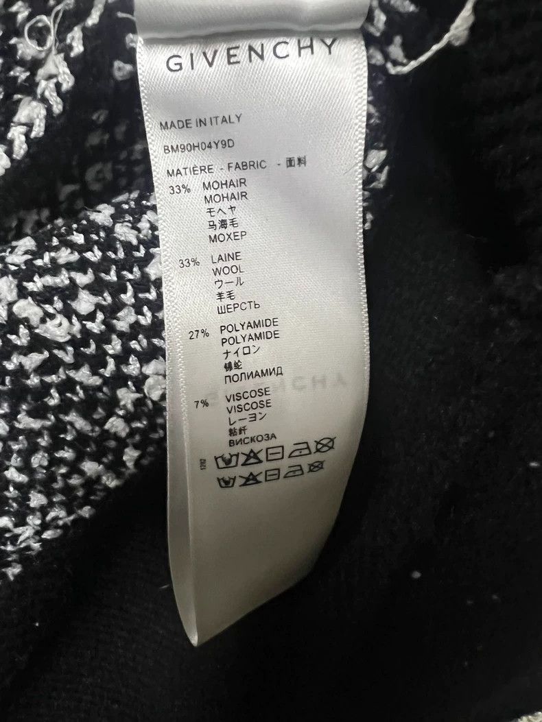 Givenchy Givenchy Men's Thick Wool Sweater - dmc Size US M / EU 48-50 / 2 - 7 Thumbnail