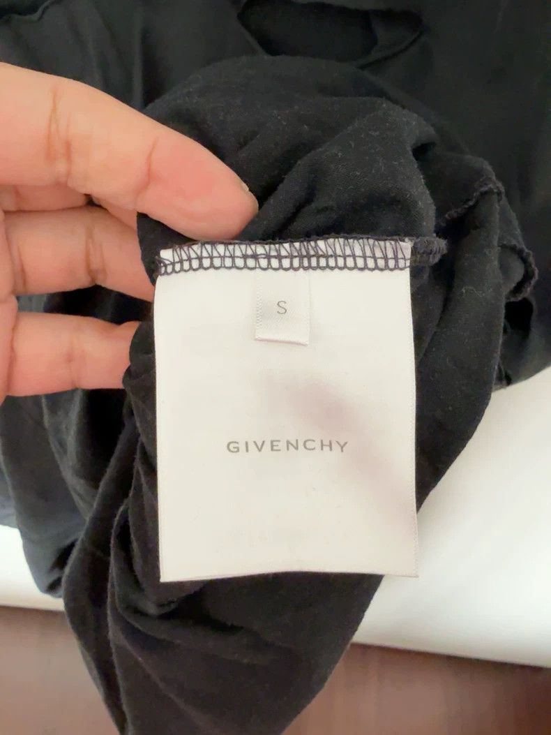 Givenchy Givenchy Distressed Black Short Sleeve T-shirt - dmc Size US S / EU 44-46 / 1 - 3 Thumbnail