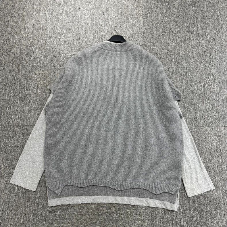 Givenchy Givenchy Two-in-One Gray Sweatshirt - dmc Size US XL / EU 56 / 4 - 5 Thumbnail