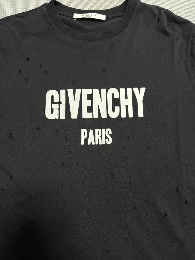 Givenchy Givenchy Paris Distressed Short Sleeve Tee - dmc Size US S / EU 44-46 / 1 - 2 Thumbnail