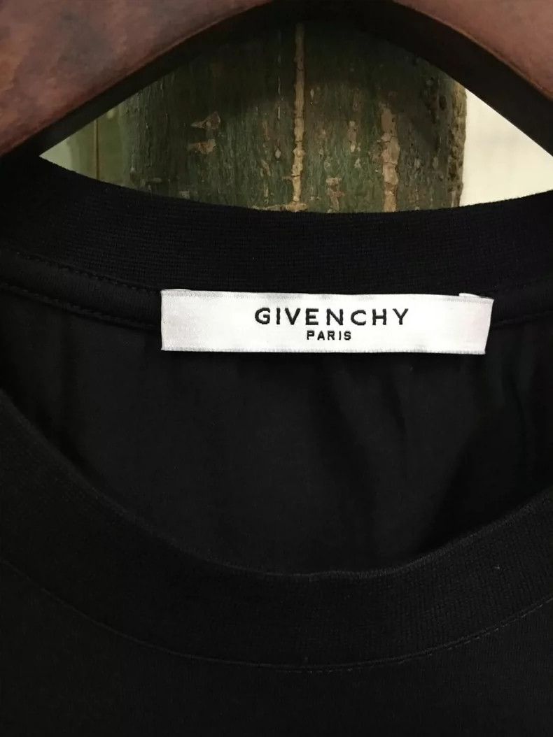 Givenchy Givenchy Black Graphic Short Sleeve T-shirt - dmc Size US M / EU 48-50 / 2 - 3 Thumbnail