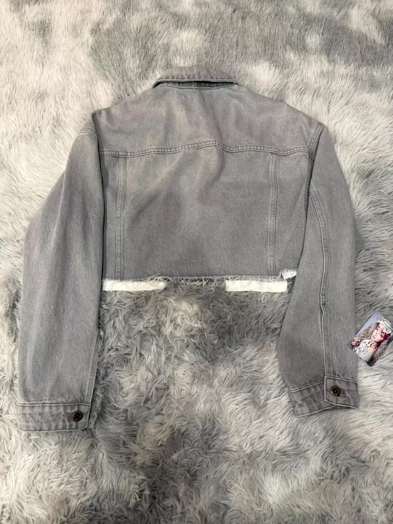 Miu Miu Miu Miu Buttoned Denim Jacket-yf Size US M / EU 48-50 / 2 - 8 Thumbnail