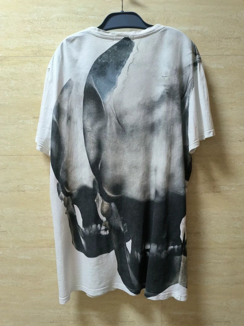 Alexander McQueen Alexander McQueen Skull Print Short Sleeve T-shirt-yf Size US XL / EU 56 / 4 - 2 Thumbnail