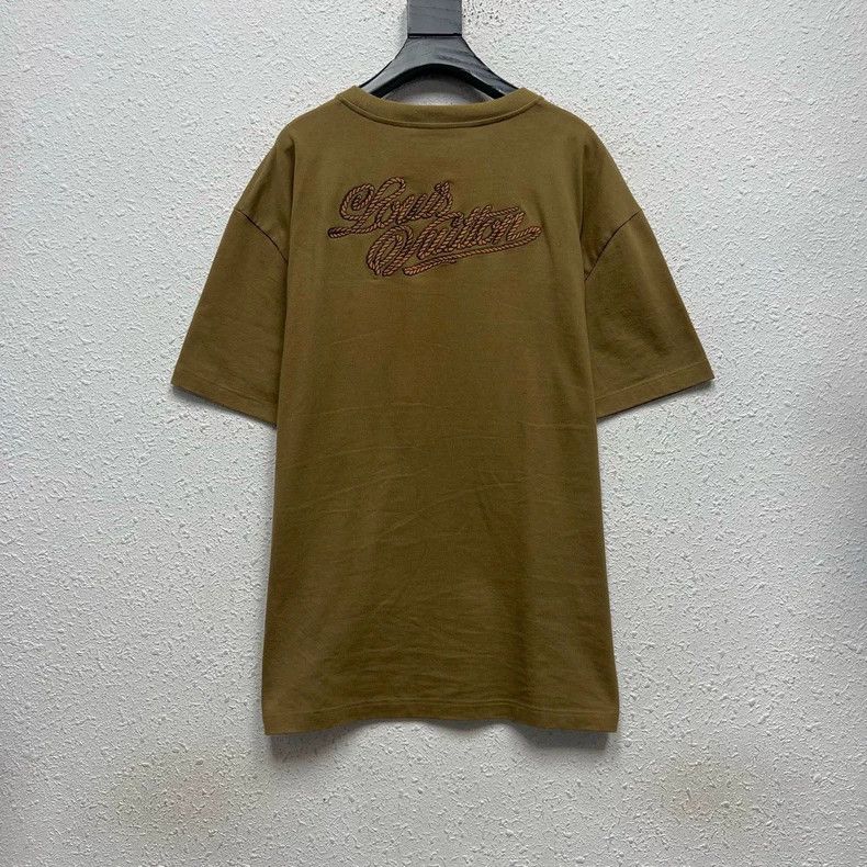 Louis Vuitton Louis Vuitton Rope Knot Embroidered Logo Tee-yf Size US XXL / EU 58 / 5 - 2 Thumbnail