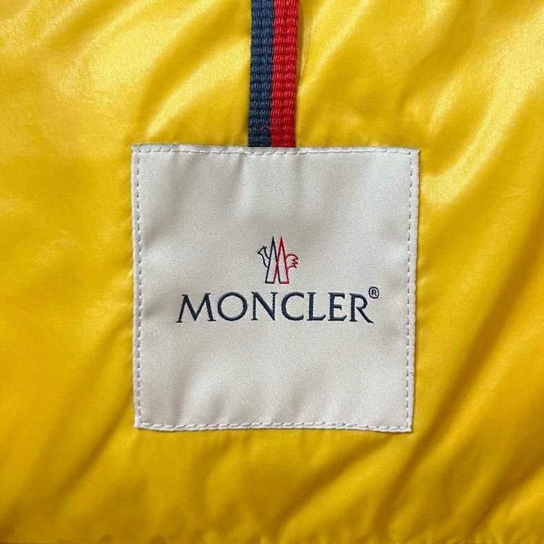 Moncler Moncler Solid Logo Puffer Jacket-yf Size US M / EU 48-50 / 2 - 5 Thumbnail