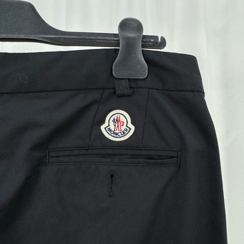 Moncler Moncler Embroidered Logo Casual Trousers-yf Size US 32 / EU 48 - 5 Thumbnail