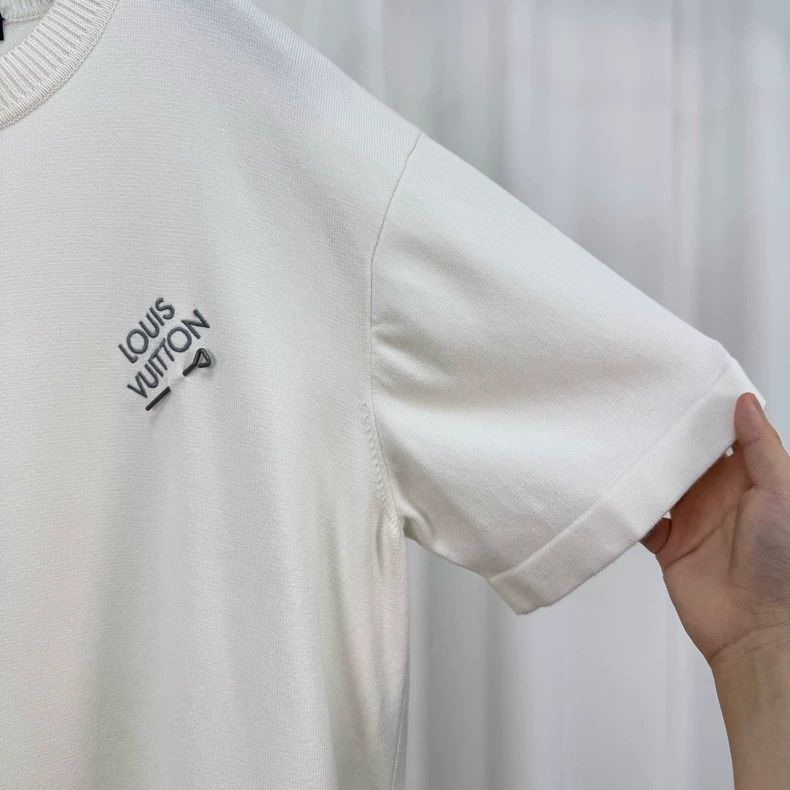 Louis Vuitton Louis Vuitton Embroidered Knit Short Sleeve-yf Size US L / EU 52-54 / 3 - 4 Thumbnail