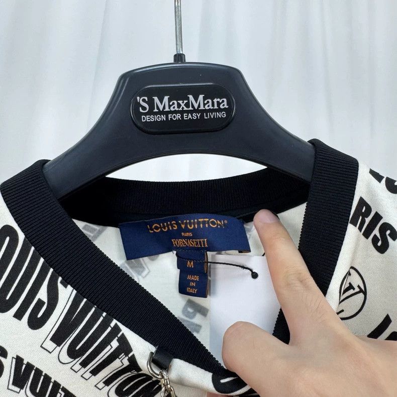 Louis Vuitton Louis Vuitton Chain Print Short Sleeve Shirt-yf Size US M / EU 48-50 / 2 - 5 Thumbnail