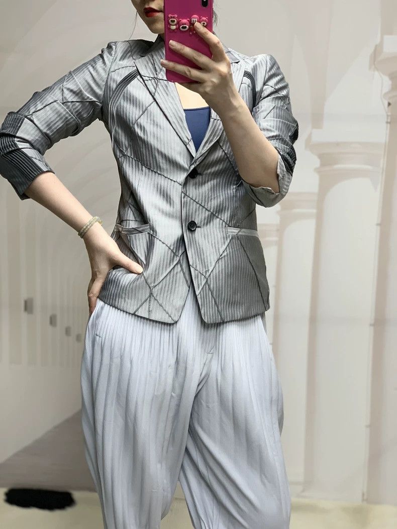 Issey Miyake Issey Miyake Silver Textured Blazer Jacket - dmc Size US M / EU 48-50 / 2 - 2 Thumbnail