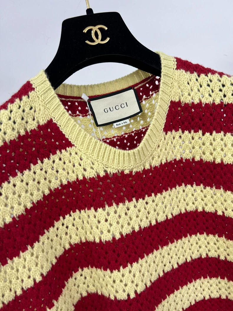 Gucci Gucci Red White Stripe Wool Knit Vest - dmc Size US M / EU 48-50 / 2 - 3 Thumbnail