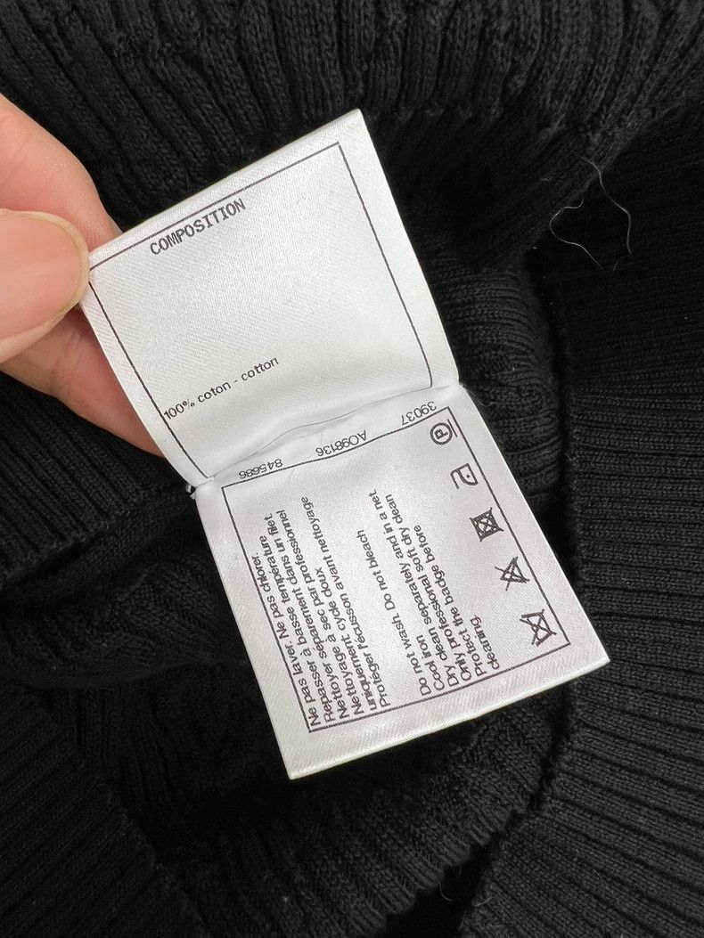 Chanel Chanel 21P Logo Embossed Knit Top - dmc Size US XS / EU 42 / 0 - 6 Thumbnail