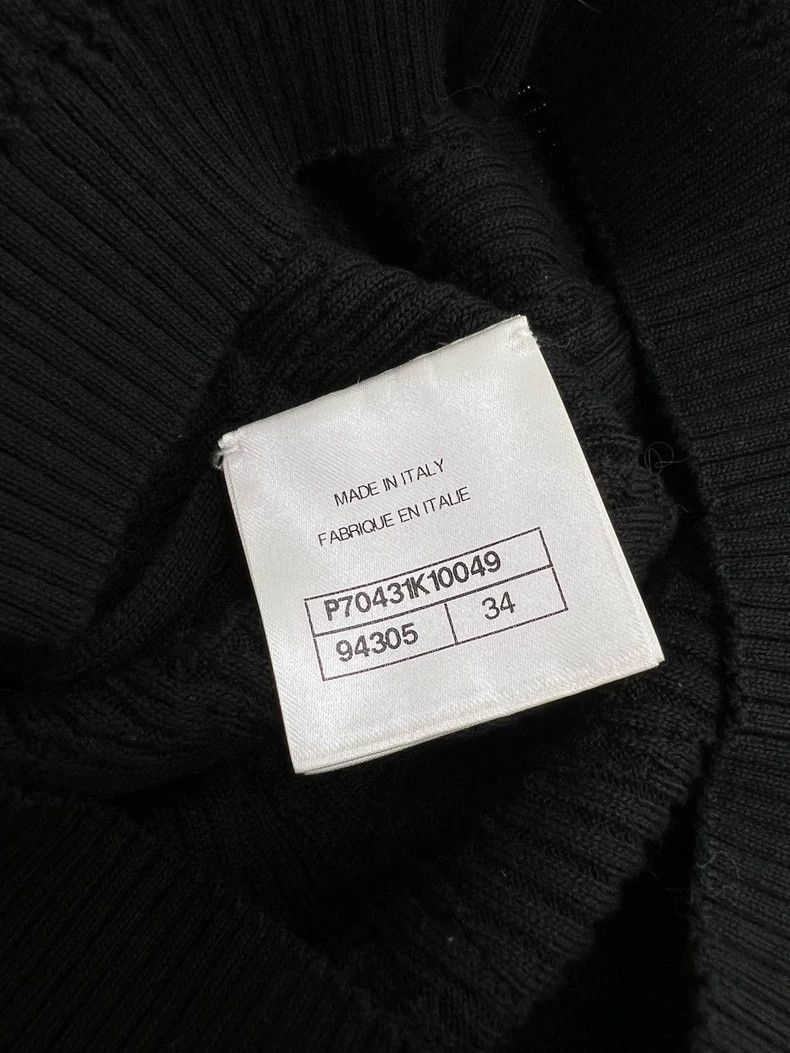 Chanel Chanel 21P Logo Embossed Knit Top - dmc Size US XS / EU 42 / 0 - 5 Thumbnail