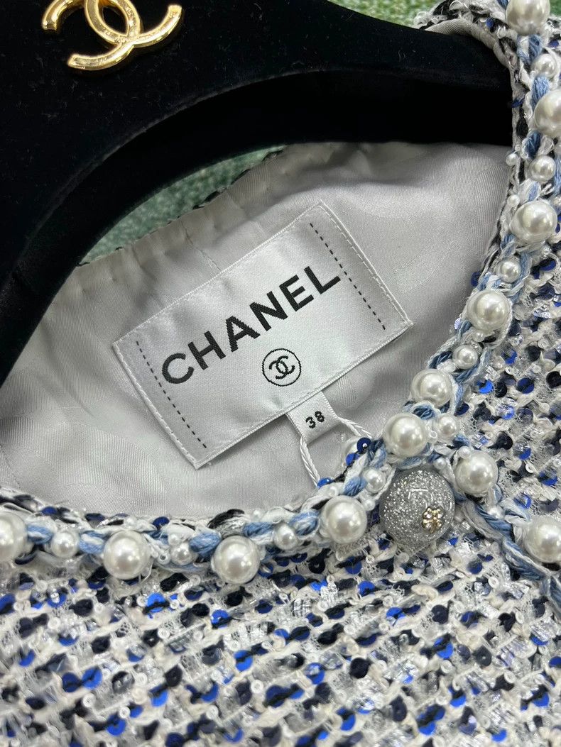 Chanel Chanel White Blue Pearl Sequin Jacket - dmc Size US M / EU 48-50 / 2 - 5 Thumbnail