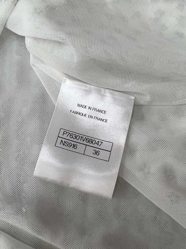 Chanel Chanel White Logo Print Sleeveless Top - dmc Size US S / EU 44-46 / 1 - 5 Thumbnail