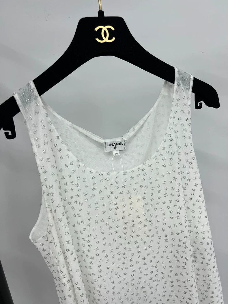 Chanel Chanel White Logo Print Sleeveless Top - dmc Size US S / EU 44-46 / 1 - 3 Thumbnail