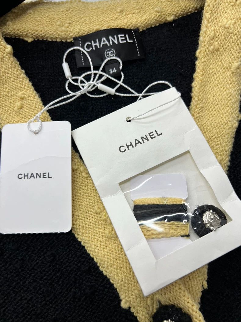 Chanel Chanel 24K Black Gold Knit Vest - dmc Size US XS / EU 42 / 0 - 4 Thumbnail