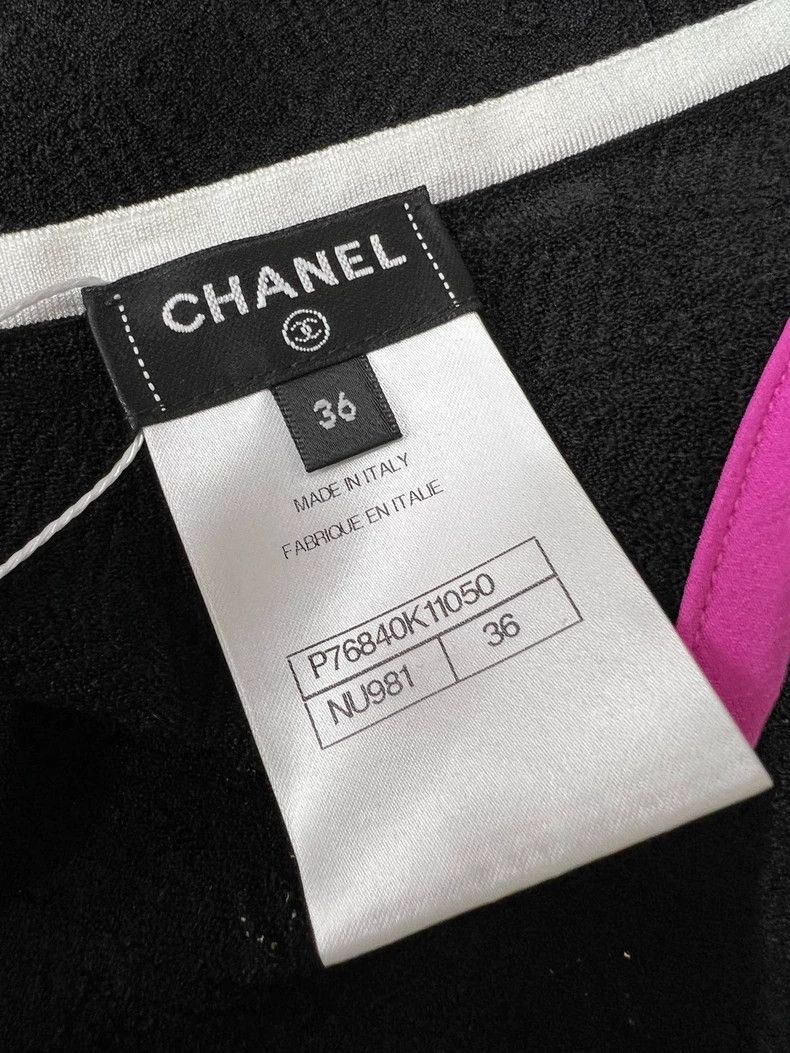 Chanel Chanel Black V-Neck Knit Vest - dmc Size US S / EU 44-46 / 1 - 4 Thumbnail