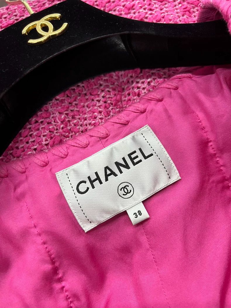 Chanel Chanel Pink V-Neck Knit Jacket - dmc Size US M / EU 48-50 / 2 - 5 Thumbnail