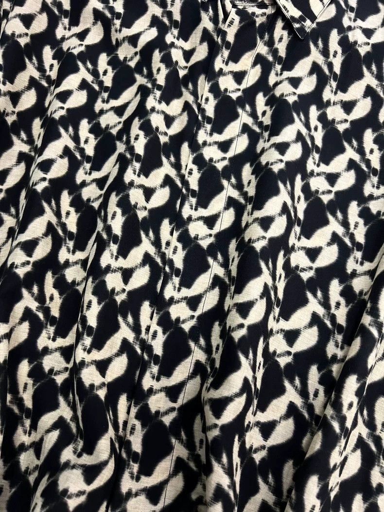 Saint Laurent Paris Saint Laurent Animal Print Silk Shirt - dmc Size US M / EU 48-50 / 2 - 4 Thumbnail