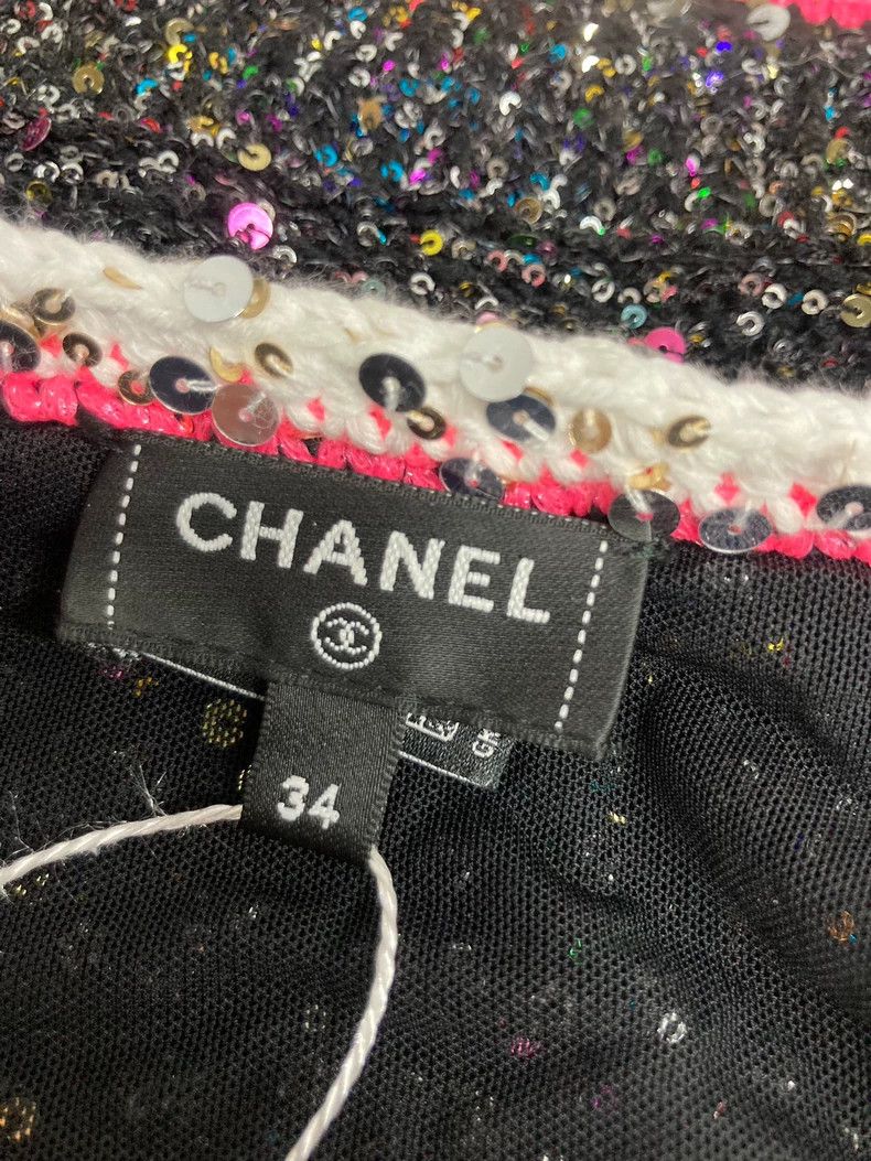 Chanel Chanel 24C Black Sequin Cardigan - dmc Size US XS / EU 42 / 0 - 4 Thumbnail