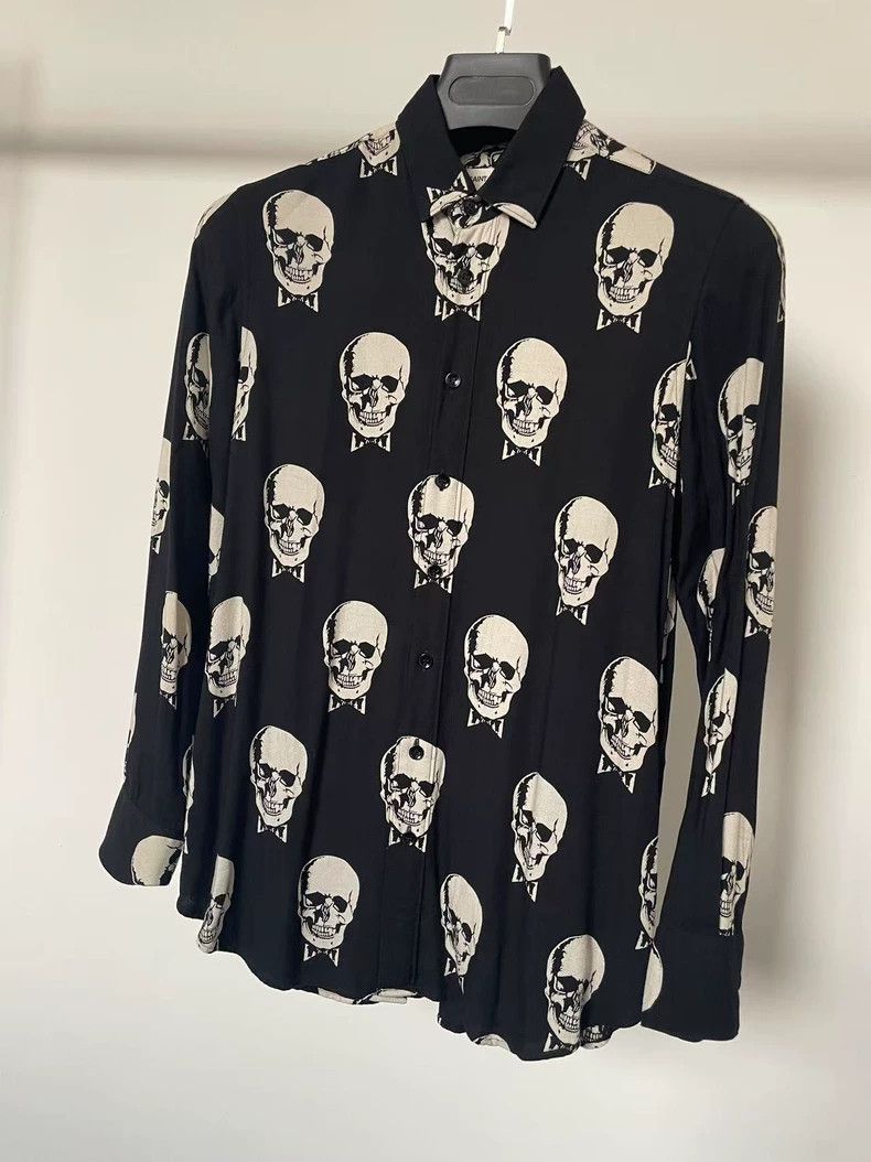 Saint Laurent Paris Saint Laurent Skull Print Silk Shirt - dmc Size US L / EU 52-54 / 3 - 3 Thumbnail