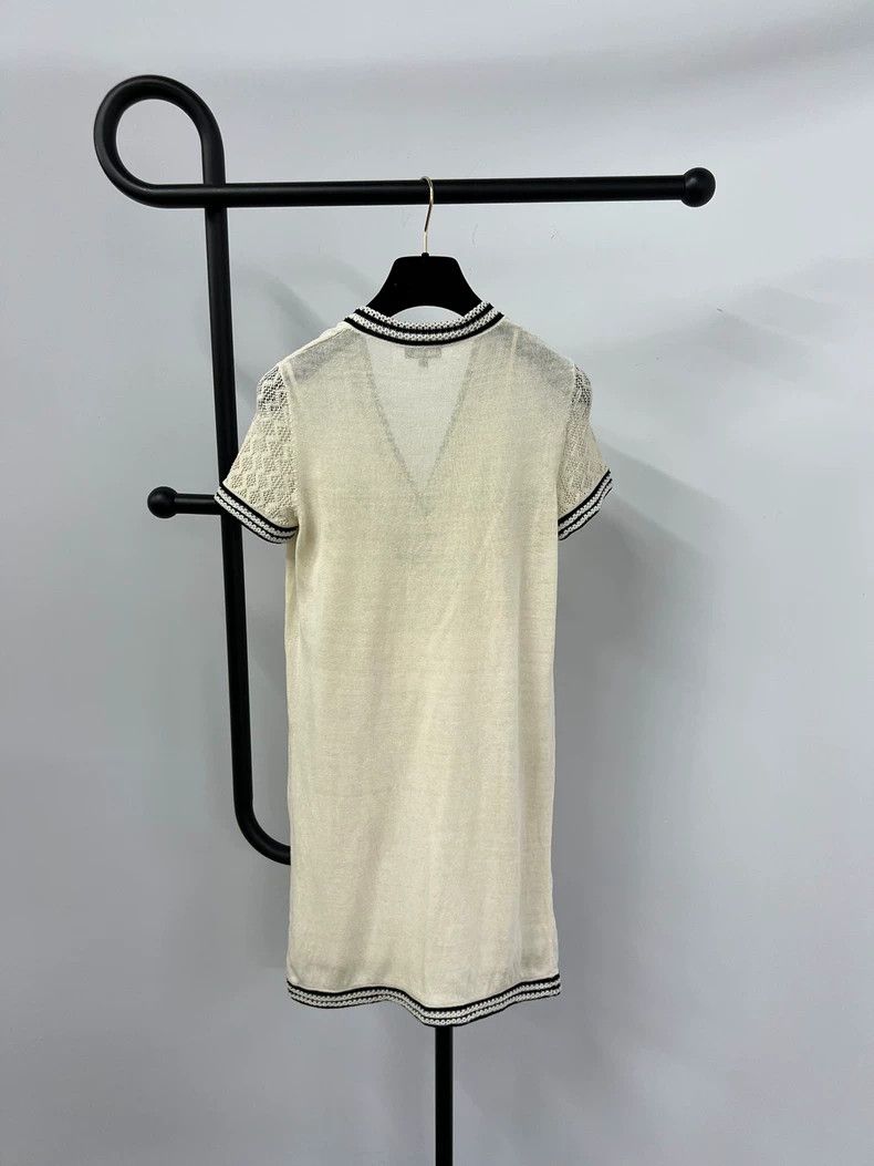 Chanel Chanel White V-Neck Knit Dress - dmc Size US S / EU 44-46 / 1 - 3 Thumbnail
