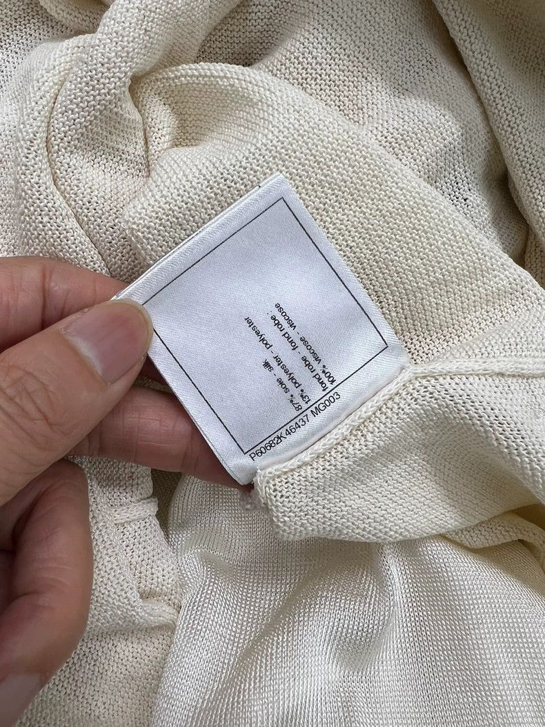 Chanel Chanel White V-Neck Knit Dress - dmc Size US S / EU 44-46 / 1 - 7 Thumbnail