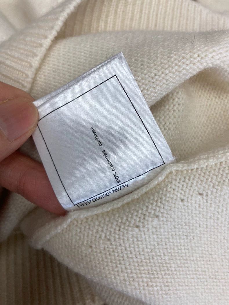 Chanel Chanel White Doll Collar Cashmere Sweater - dmc Size US M / EU 48-50 / 2 - 9 Thumbnail