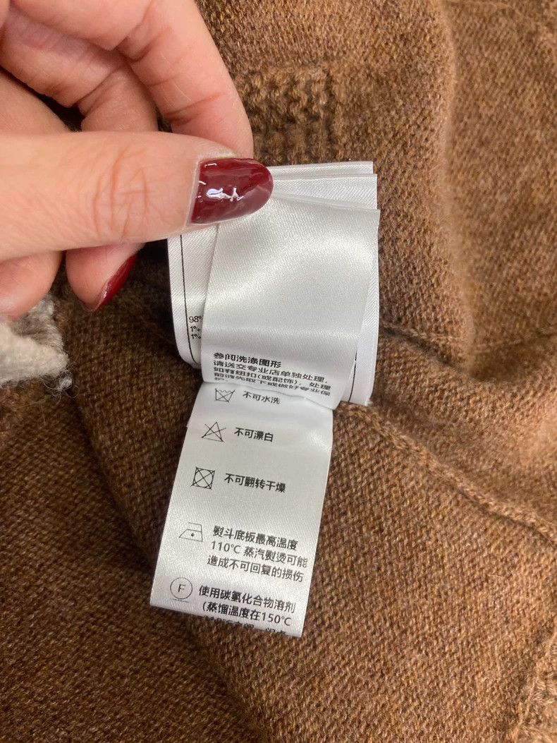 Chanel Chanel 24A Knit Cashmere Vest - dmc Size US S / EU 44-46 / 1 - 7 Thumbnail