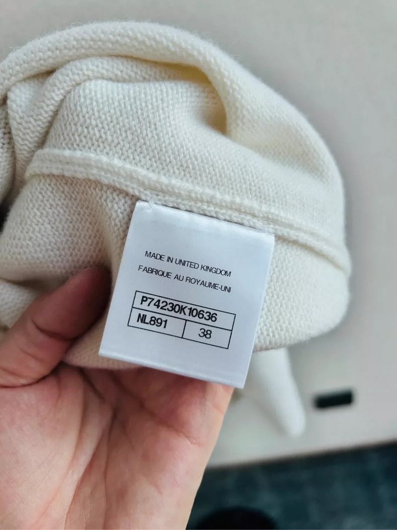 Chanel CHANEL 23C White Embroidered Cardigan - dmc Size US S / EU 44-46 / 1 - 6 Thumbnail
