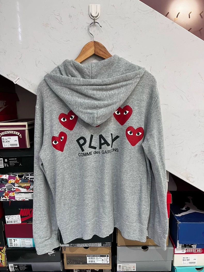 Comme des Garcons PLAY CDG Play Heart Zip Hoodie - dmc Size US L / EU 52-54 / 3 - 2 Thumbnail