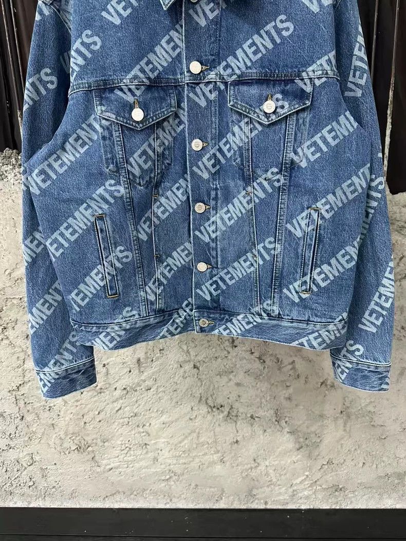 Vetements Vetements Blue Logo Denim Jacket - dmc Size US XS / EU 42 / 0 - 4 Thumbnail