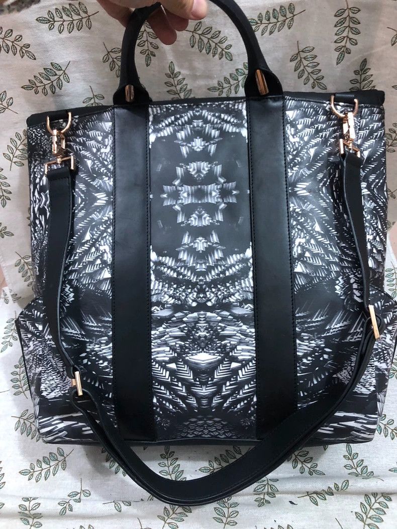 Givenchy Givenchy Leather Satchel Handbag - dmc Size ONE SIZE - 4 Thumbnail
