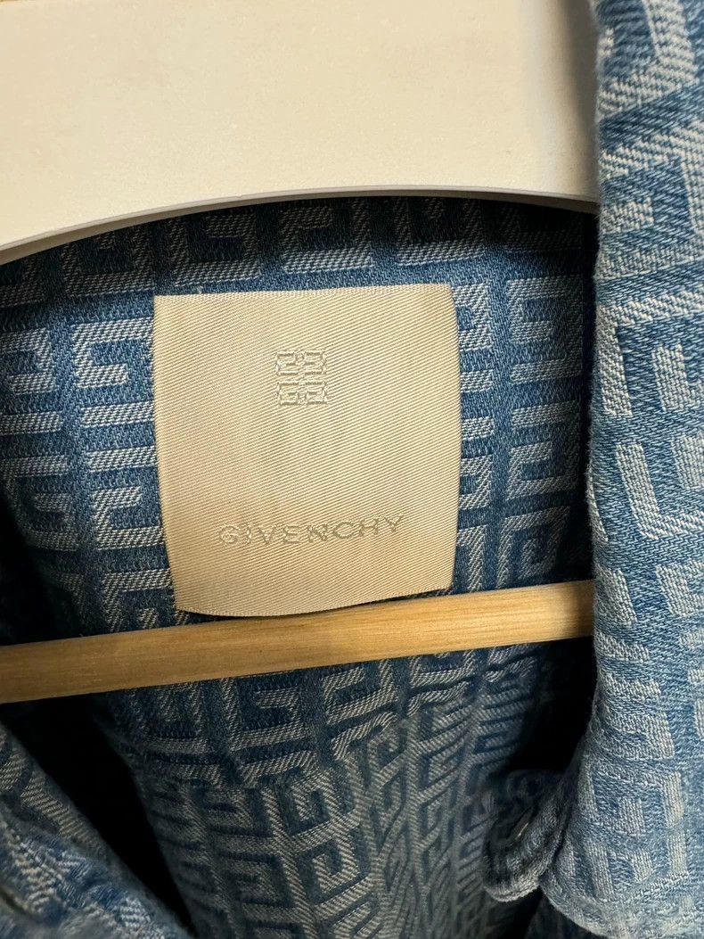 Givenchy Givenchy Denim Short Sleeve Shirt - dmc Size US L / EU 52-54 / 3 - 3 Thumbnail