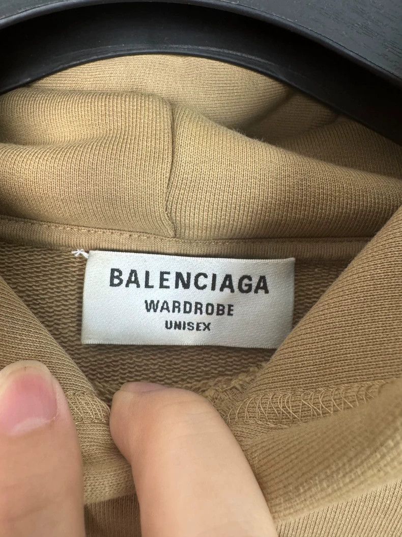 Balenciaga Balenciaga Beige Embroidered Logo Hoodie-yf Size US S / EU 44-46 / 1 - 4 Thumbnail